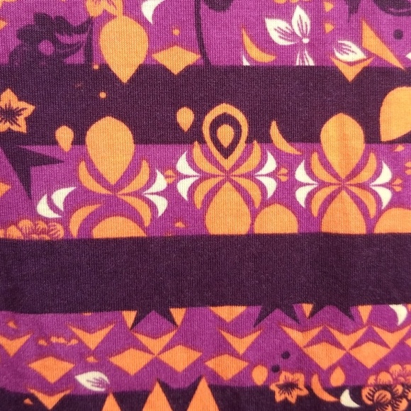 Lularoe Irma - Picture 1 of 3